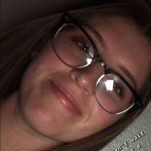 Meet your Posher, Lo